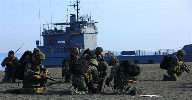 US reveals joint patrols in South China Sea with Philippines