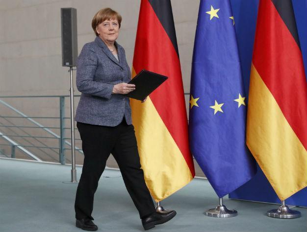 Merkel accepts request to prosecute comedian for ‘insulting’ Erdoğan
