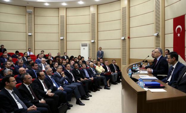Turkey’s budget deficit at $2.4 billion in March