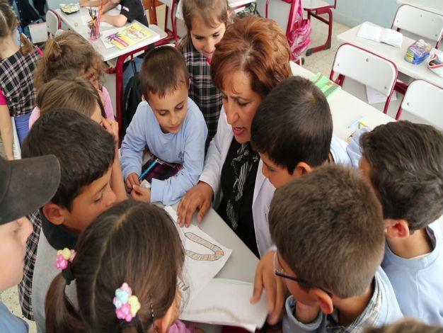 Turkeys Changemakers: The teacher who does not limit education to classroom