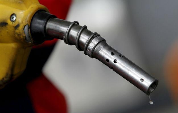 Asia energy firms sink with oil as Doha output talks fail