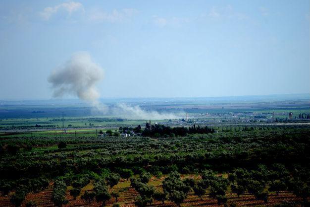 Turkish PM responds to Obama, Putin over Syrian border remarks