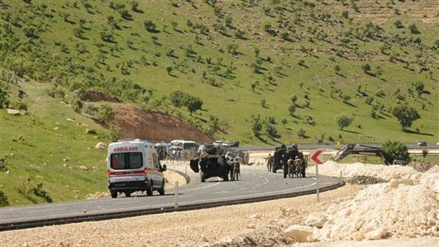 12 police officers wounded in PKK bomb attack in Turkeys southeast