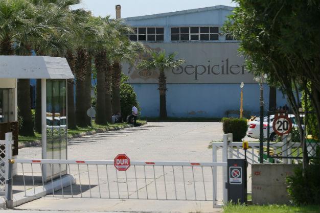 Seven workers hospitalized due to methane gas poisoning