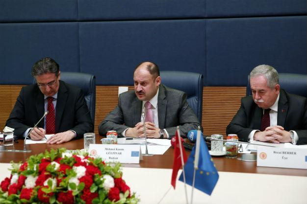 Turkey battles to meet criteria for visa-free travel to EU