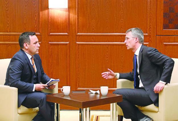 NATO chief warns about complacency on migrants