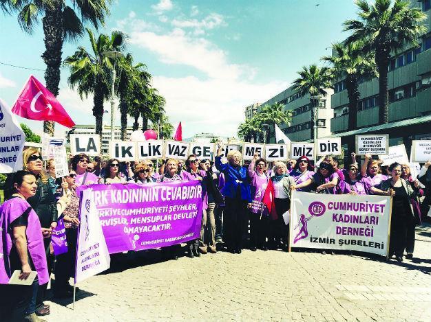CHP calls on speaker to resign as outrage persist over secularism remarks