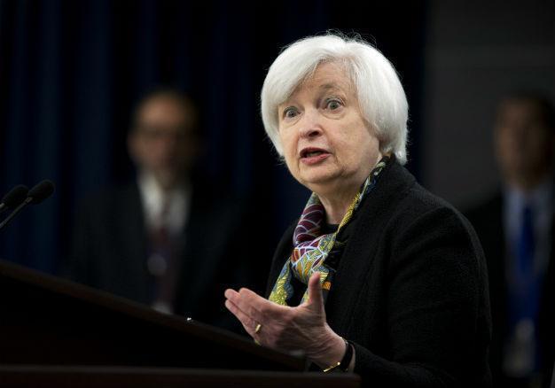 Fed signals no rush to hike rates as economy hits soft patch