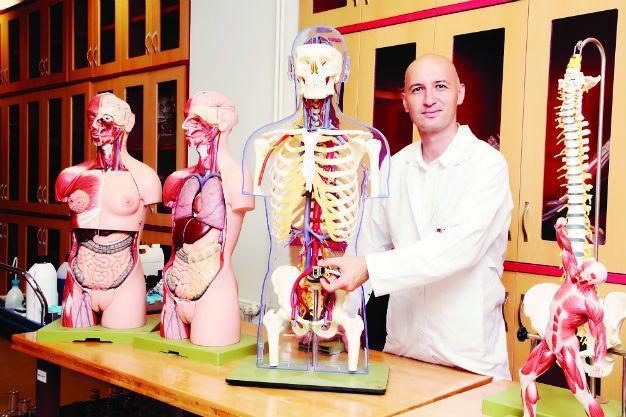 Turkish scientist develops medical kit for serious war, sports injuries with support of Koç