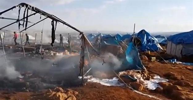 At least 28 dead in strike on Syria refugee camp: Activists