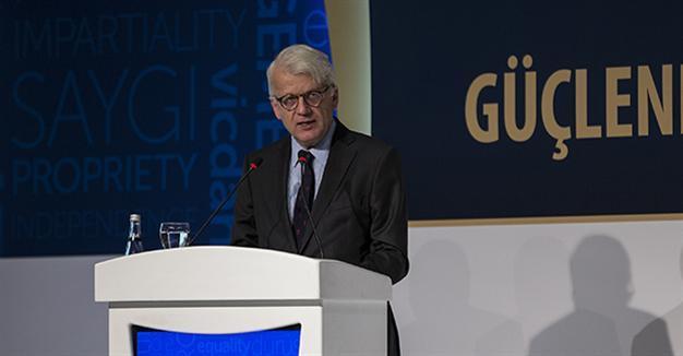 EU expects spirit of cooperation to resume after Davutoğlu’s departure