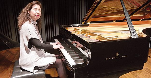 Hewitt to play at Ankara Piano Festival