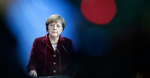 Germanys Merkel backs no-fly zone in Syria