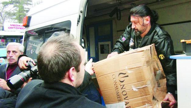 Istanbul police seize medicine to be smuggled to Egypt, Syria