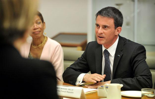 French PM says all Australian submarines to be built in Australia
