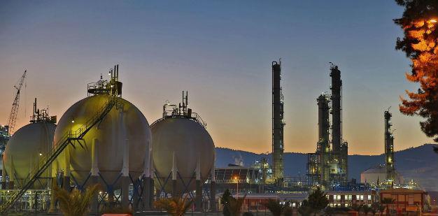 Turkish industrial production edges up in March