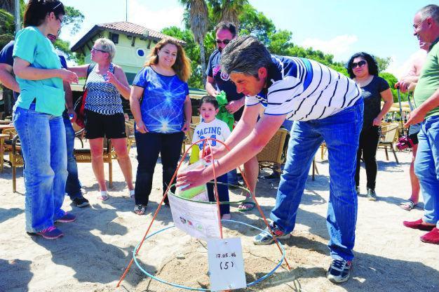 Caretta carettas lay eggs in Antalyas Kemer