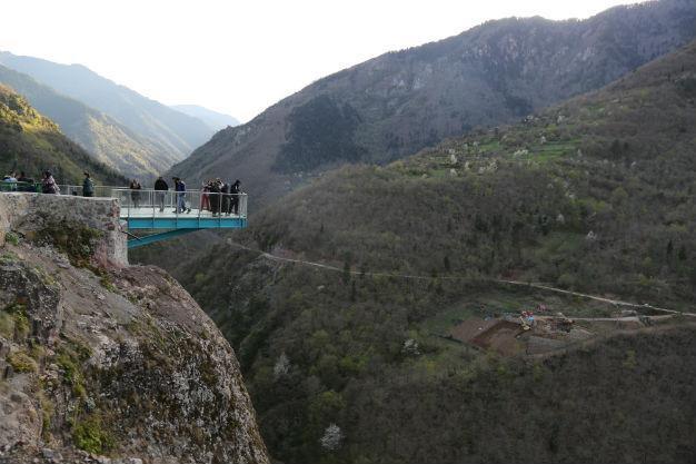 Turkey’s highest glass terrace draws interest