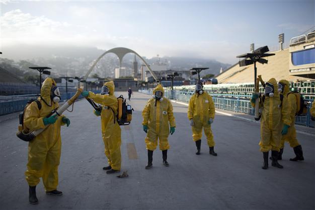 Olympics should move due to Zika concerns, say 150 experts