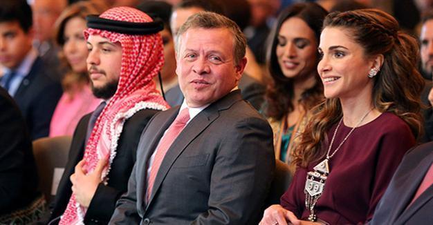 Jordans King Abdullah dissolves parliament, names caretaker PM