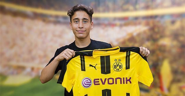 Emre Mor signs with Borussia Dortmund
