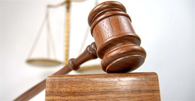Appeals court rules married woman can continue using maiden name
