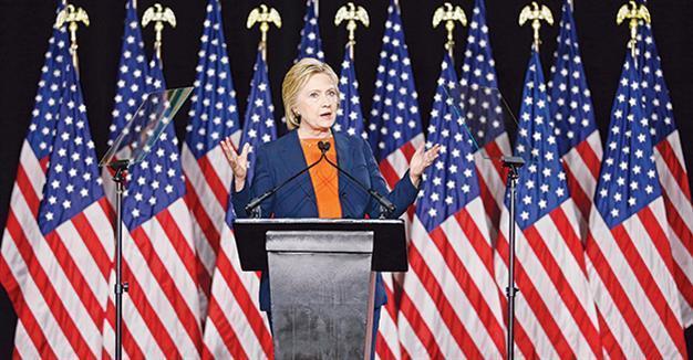 Clinton says Trump dangerous, unfit to be commander in chief