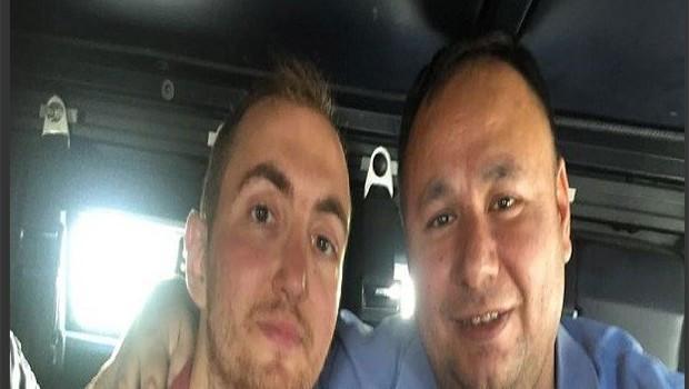 Police officers probed for taking selfie with Turkish ‘serial killer’