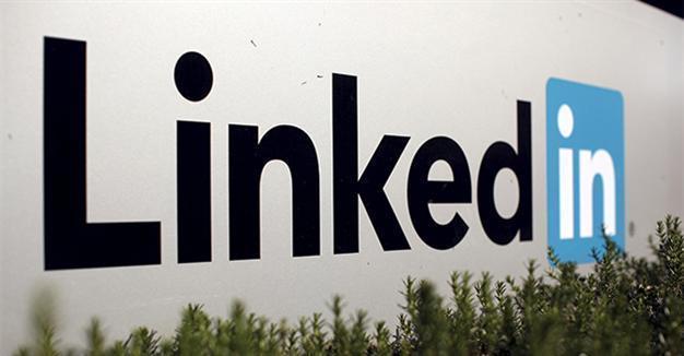 Microsoft agrees to buy LinkedIn for $26.2 bln