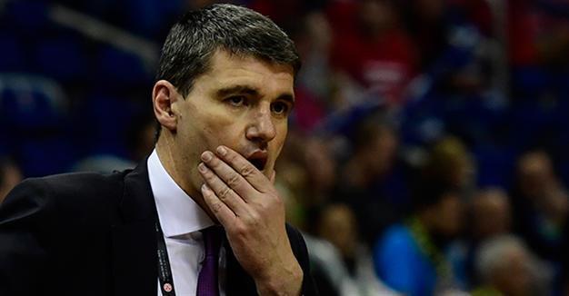 Anadolu Efes signs Perasovic