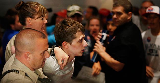 Man arrested at Trump rally said he wanted to shoot candidate