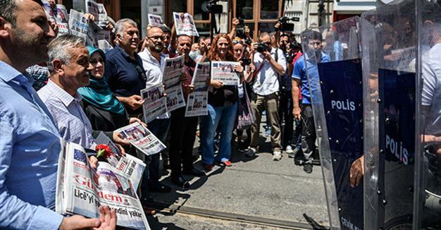Four more journalists face probe over ‘editor-in-chief on duty’ campaign for Turkish daily
