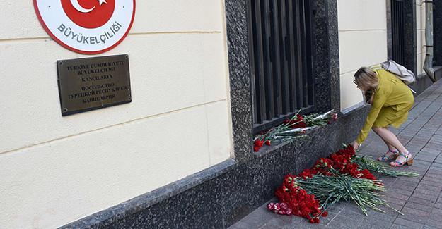 World pays tribute to Istanbul airport attack victims