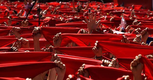 Pamplona bull-running festival kicks off with wine battle