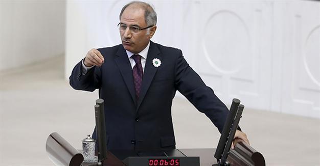 Meskhetian Turks, ‘beneficial’ Syrians to get Turkish citizenship: Interior minister