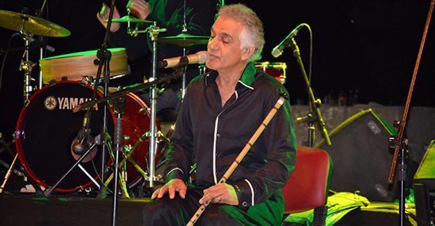 Common rhythms and songs unite Greeks and Turks