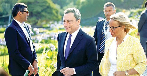 ECB ‘to pave way for stimulus in September’