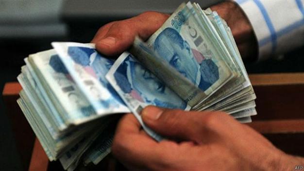 Turkish assets plunge as currency rebounds