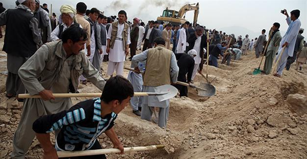 Kabul mourns over 80 killed in deadliest attack in 15 years claimed by ISIL