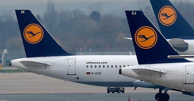 Lufthansa sees uncertain times after attacks hurt bookings