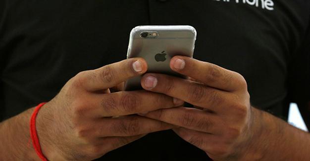 As iPhone sale sag, Apple touts apps and services instead