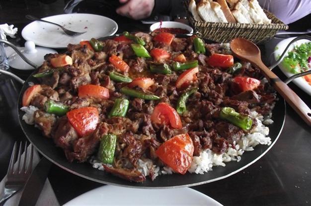 10 delicious foods from 10 different districts of Turkey