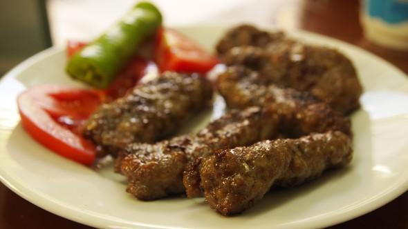 10 delicious foods from 10 different districts of Turkey