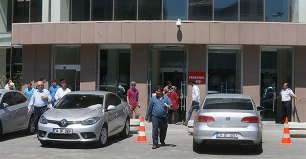 Nearly 300 courthouse personnel detained over Turkey’s failed coup attempt