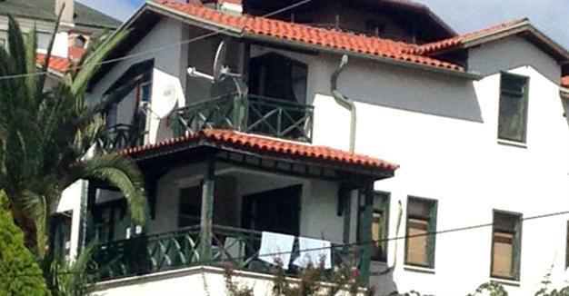 Gendarmerie searches ex-footballer Hakan Şükür’s house in coup probe