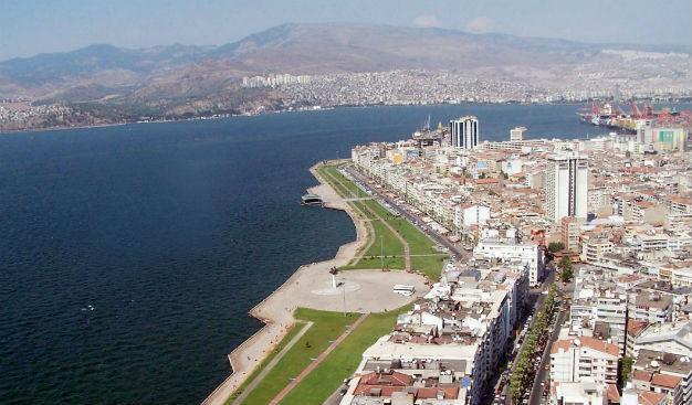 ‘White Turks’ who want to move to İzmir should think again