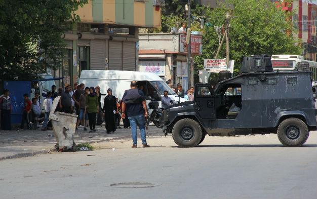 Police officer shot dead in Turkey’s Adana