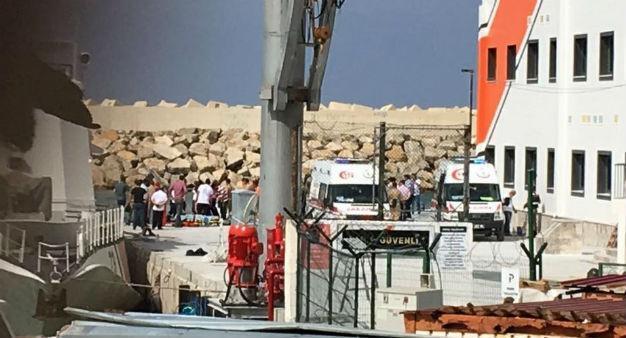 Soldier killed in boat explosion off southern Turkey