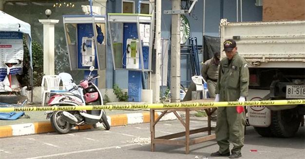 4 dead as string of blasts hit tourist resorts in Thailand