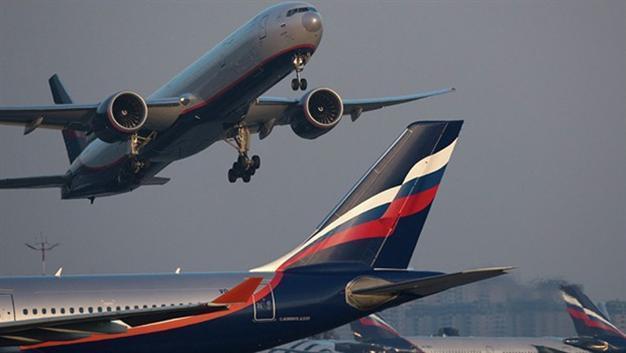 Russian PM inks decree on abolition of ban on charter flights to Turkey